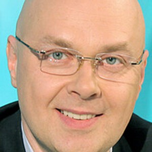 Юлиан Макаров