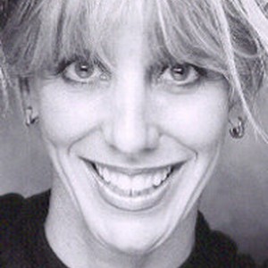 Эллен-Рэй Хеннесси