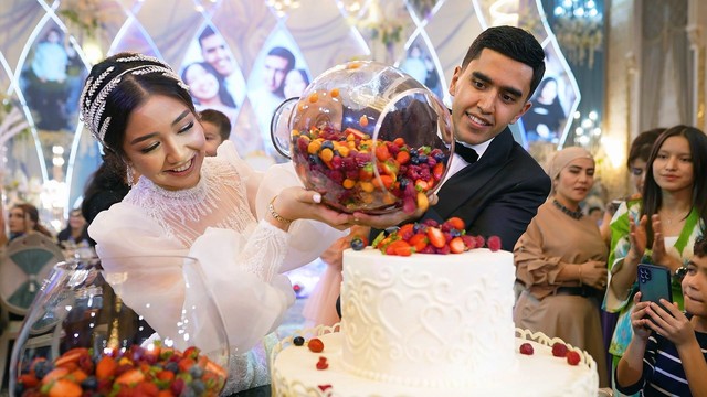 Четыре свадьбы