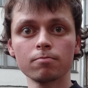 Виктор Комаров