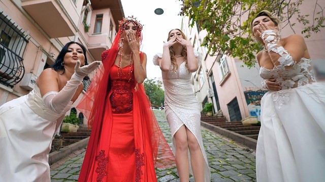 Четыре свадьбы