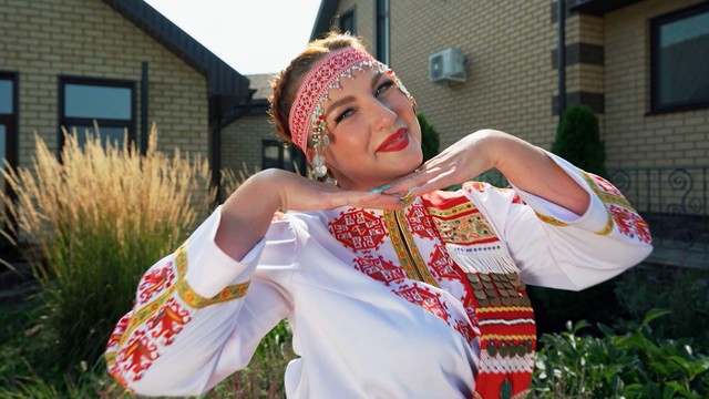 Четыре дачи