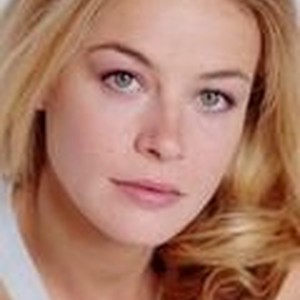 Анна Суарес