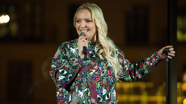 ЖЕНСКИЙ СТЕНДАП