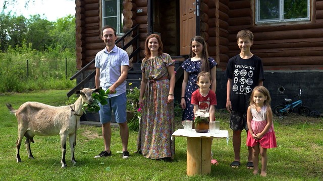 Четыре дачи