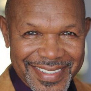 Элестер Лэтэм