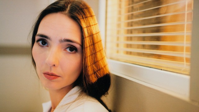 Под крышами большого города