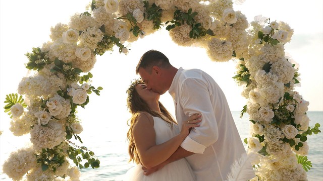 Четыре свадьбы