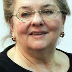 Марина Зверева