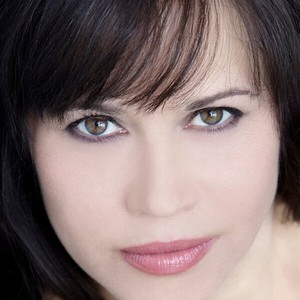 Яная Стефенс