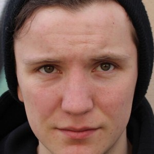 Леонард Каров