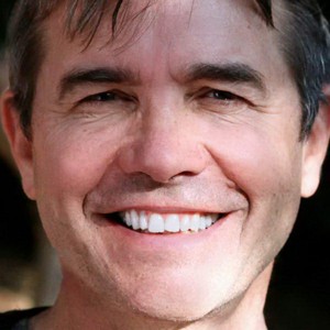 Стивен Джилленхол