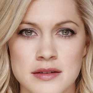 Джиллиан Алекси