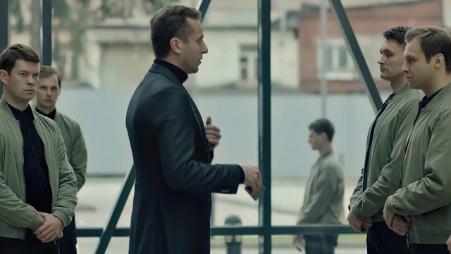 Живой (2017)