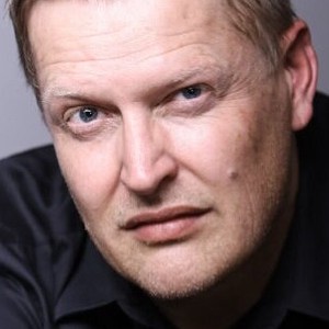 Брайан Лэндис Фолкинс