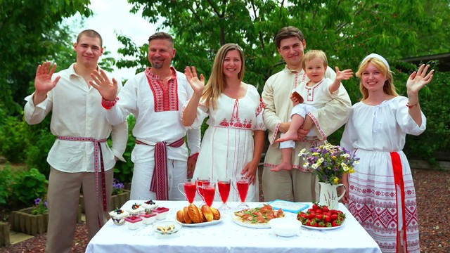 Четыре дачи
