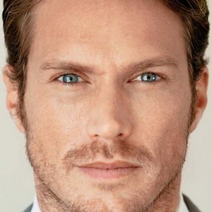 Джейсон Льюис