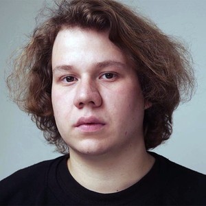 Павел Комаров