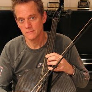 Майкл Бейкон