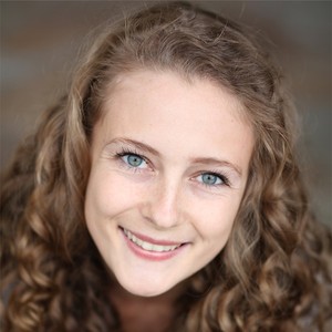 Миа Сталлард