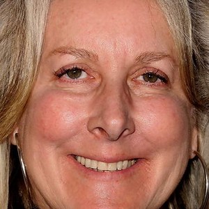 Бетти Томас