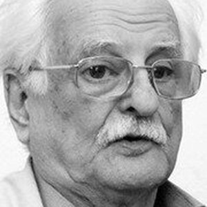 Марлен Хуциев