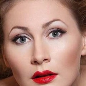 Вера Кобзарь