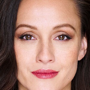 Кристал Лоу