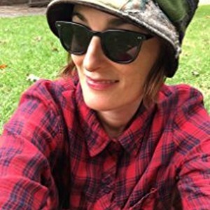 Брайони Маркс