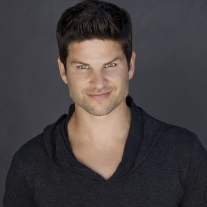 Дэниэл Буко