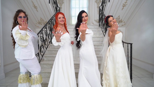 Четыре свадьбы