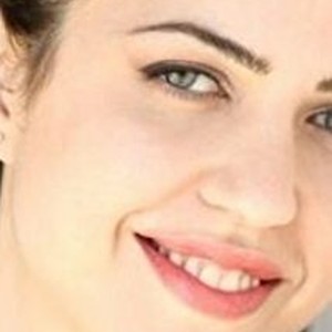 Наоми Левов