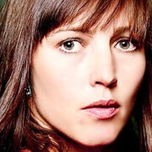 Петронелла Баркер