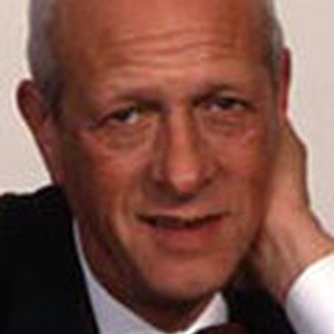 Давид Голощекин