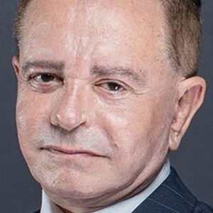 Андрей Кашкер