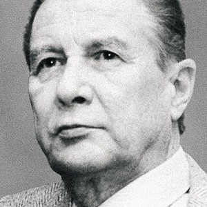 Андрей Эшпай