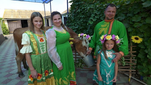 Четыре дачи