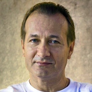 Андрей Градов