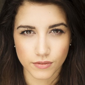 Александра Нелл