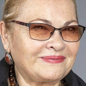 Нина Усатова