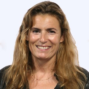 Лиза Азуэлос