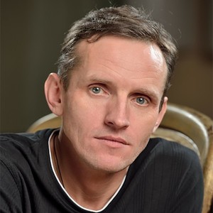 Владислав Комаров