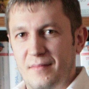 Максим Возняк