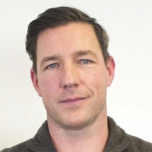 Эдвард Бёрнс