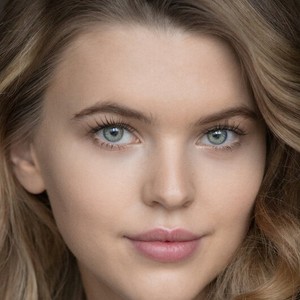 Карла Вудкок