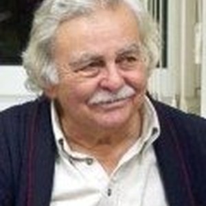 Искандер Хамраев