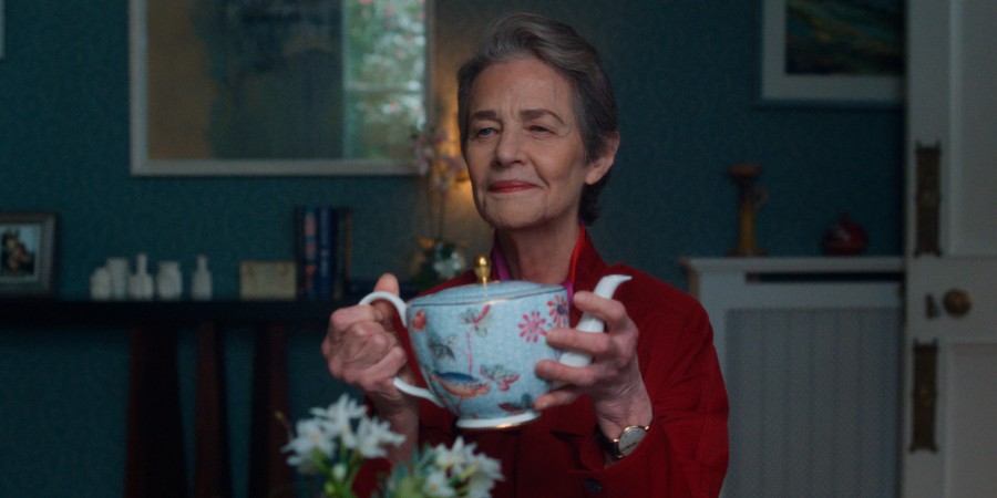 Кадр из к/ф «Отец мать сестра брат» Кадр из к/ф «Отец мать сестра брат»