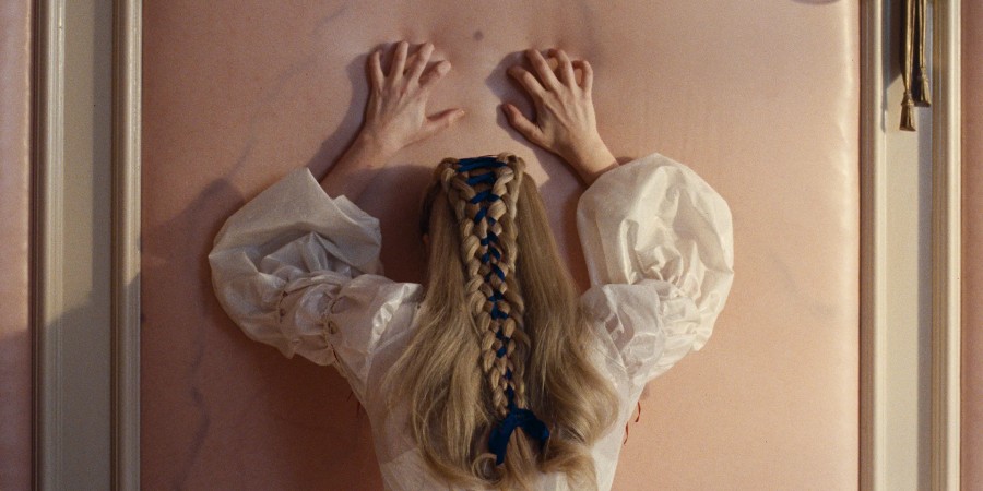 Кадр из к/ф «Грозовой перевал»