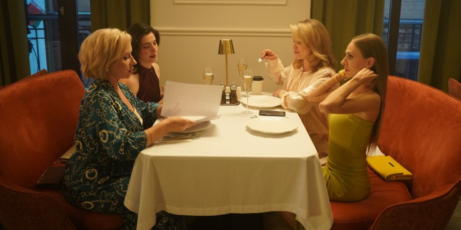 Кадр из к/ф «Между нами девочками» Кадр из к/ф «Между нами девочками»