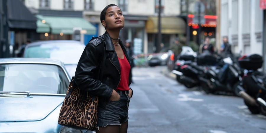 Кадр из к/ф «Отец мать сестра брат» 